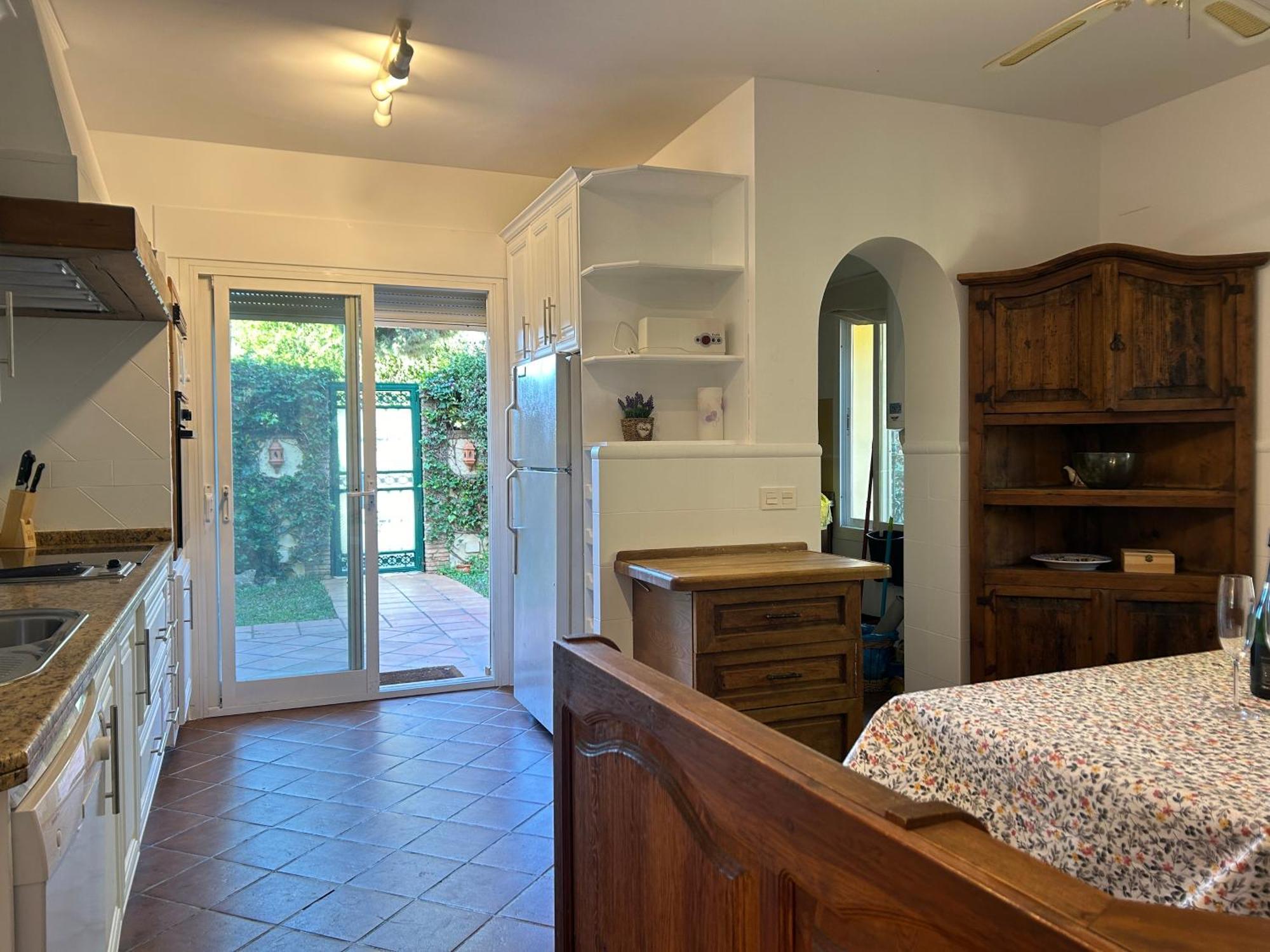 Villa Close To The Beach In Marbella Exteriör bild
