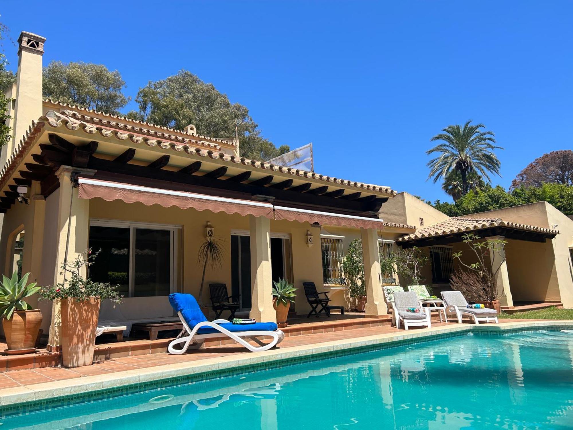 Villa Close To The Beach In Marbella Exteriör bild