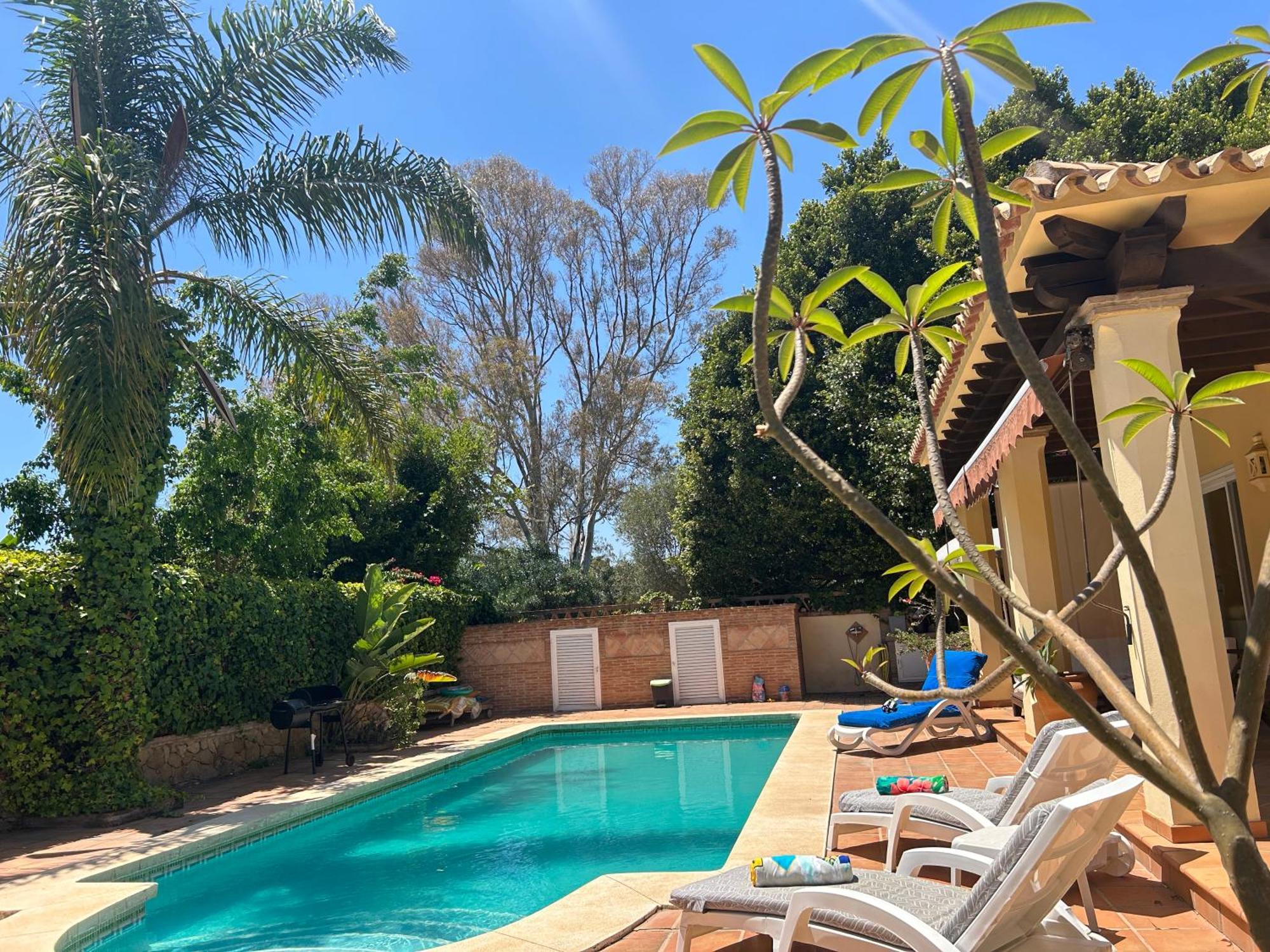 Villa Close To The Beach In Marbella Exteriör bild